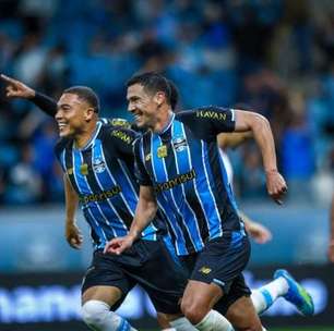 Grêmio vence Athletico e recoloca o Internacional no Z4 do Brasileirão