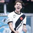 Vasco quebra tabu histórico, vence Grêmio de virada e respira no Z4