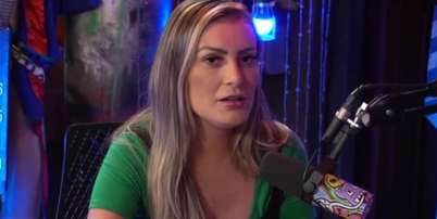 Andressa Urach chora ao excluir conta no OnlyFans: "Estou recomeçando