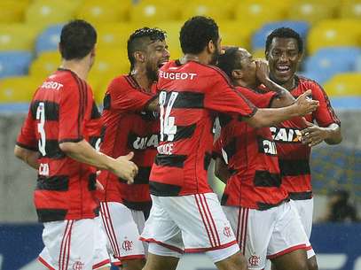 Na torcida contra Fla, Tite diz ter problema para secar ex-aliados