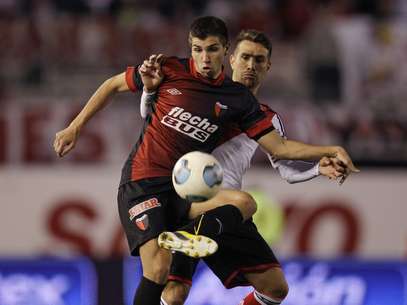 Reforço do Flamengo, argentino não faz gol há 424 dias