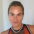 Tenista número 1 do mundo, Aryna Sabalenka rebate críticas por look com transparência
