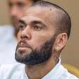 Daniel Alves é condenado a pagar R$ 40 mil para dupla sertaneja
