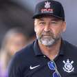 Augusto Melo volta à presidência do Corinthians, e crise política se intensifica