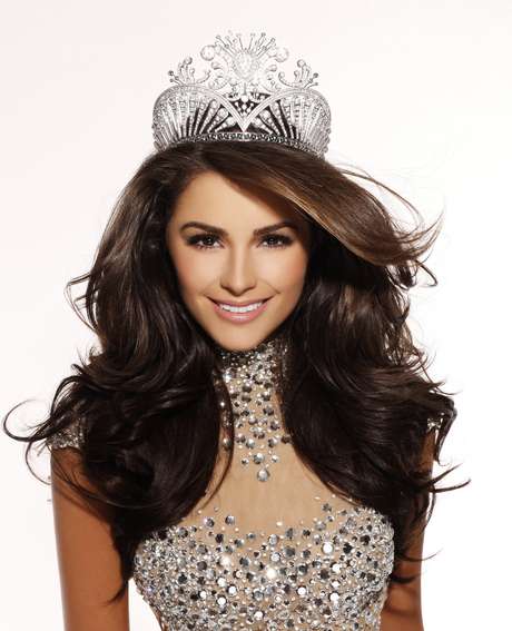Miss Universe Organization Estados Unidos no solo es el país sede de este año para el show de reinas más esperado del año, sino que es el que más coronas ha obtenido a lo largo de los 61 años de historia en el certamen de Miss Universo. ¿Será que este año verá coronar a Olivia Culpo, su actual representante, y desde su propia casa? Aquí un recorrido por títulos obtenidos por esta potencia mundial, también en este reinado de belleza.