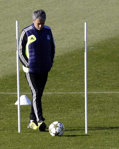 José Mourinho já teria saída acertada com o presidente Florentino Pérez José Mourinho já teria saída acertada com o presidente Florentino Pérez