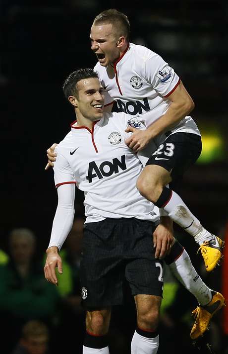 Van Persie evitou a derrota do Manchester United Van Persie evitou a derrota do Manchester United