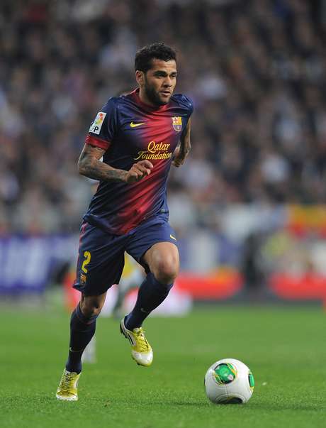 Lateral diz que já conversou com Neymar sobre transferência <p>Lateral diz que já conversou com Neymar sobre transferência</p>