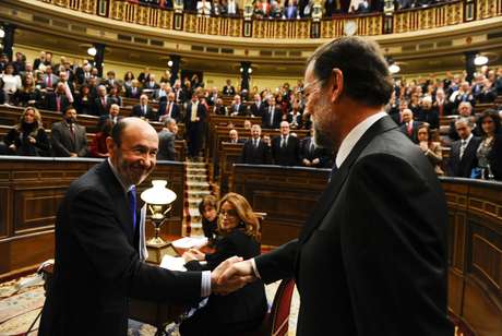 AFP en español Rajoy y Rubalcaba se enfrentan por primera vez en un debate sobre el estado de la nación