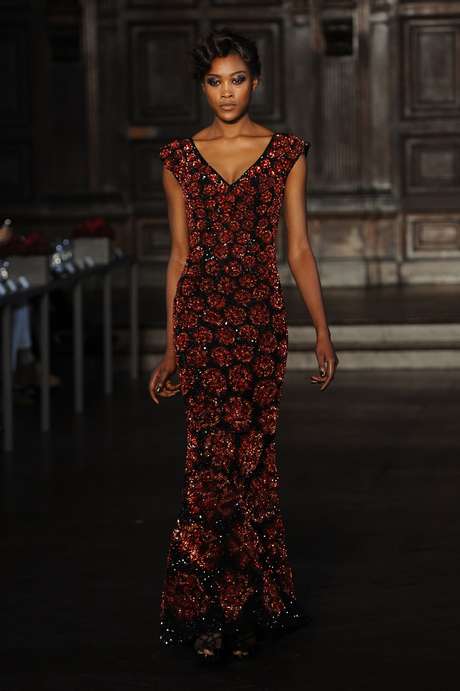 Estampas florais dividiram espaço com animal print, xadrez, estampas étnicas e geométricas <p>Estampas florais dividiram espaço com animal print, xadrez, estampas étnicas e geométricas</p>