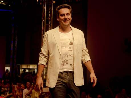 Ricardo Matsukawa / Terra <p>Alexandre Nero durante desfile no Mega Polo Moda</p>