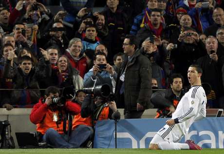 Para a irrita&ccedil;&atilde;o da torcida do Barcelona, Cristiano Ronaldo foi o nome do jogo no Camp Nou