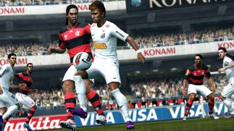 Divulgação <p>Ronaldinho no Flamengo? Novo DLC do 'PES 2013' atualiza o mercado de transferências</p>