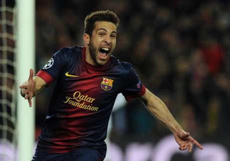 Getty Images <p>Jordi Alba celebra un gol, el cuarto del Barça, ante el Milan</p>