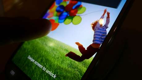 Samsung Galaxy S4 vem com o Android para competir com o iPhone 5 Samsung Galaxy S4 vem com o Android para competir com o iPhone 5