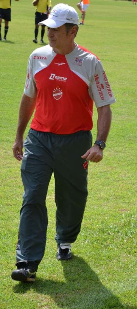 Com Vila Nova em mau momento, Darío Pereyra corre risco de demissão <p>Com Vila Nova em mau momento, Darío Pereyra corre risco de demissão</p>
