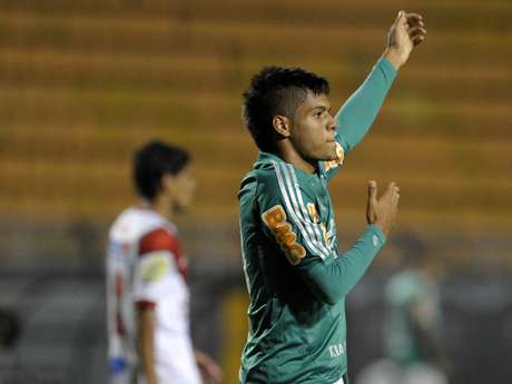 Leandro tem quatro gols em cinco jogos até agora <p>Leandro tem quatro gols em cinco jogos até agora</p>