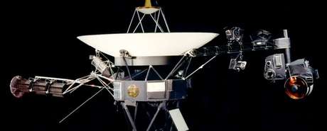 As sondas espaciais Voyager 1 e 2 estão no espaço desde 1977 e viajaram, somadas, 33 bilhões de quilômetros As sondas espaciais Voyager 1 e 2 estão no espaço desde 1977 e viajaram, somadas, 33 bilhões de quilômetros