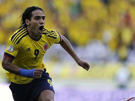 AFP en español Radamel Falcao, atacante del Atlético de Madrid, celebra un gol con la selección de Colombia