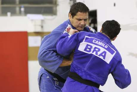 Rafael Silva é uma da esperanças de medalha no Mundial <p>Rafael Silva é uma da esperanças de medalha no Mundial</p>
