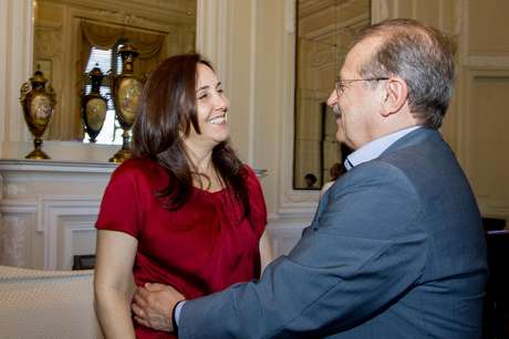 Mariela Castro foi recebida pelo governador do Rio Grande do Sul, Tarso Genro (PT) <p>Mariela Castro foi recebida pelo governador do Rio Grande do Sul, Tarso Genro (PT)</p>
