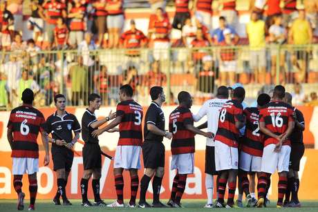 Diretor avisou: quer o Flamengo voando no segundo semestre <p>Diretor avisou: quer o Flamengo voando no segundo semestre</p>