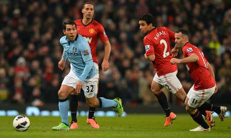 AFP en español <p>El Manchester United perdió el invicto en su casa a manos de un City aguerrido.</p>