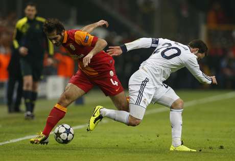 Atacante do Real Madrid interessa a clube italiano <p>Atacante do Real Madrid interessa a clube italiano</p>