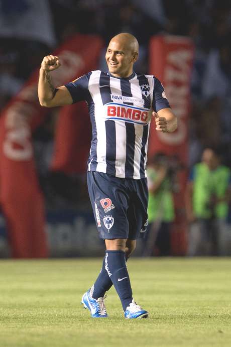 Mexsport Humberto Suazo es el jugador mejor pagado en el futbol mexicano.