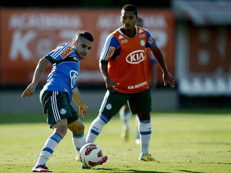 Maikon Leite está confiante para clássico com o Santos, no sábado <p>Maikon Leite está confiante para clássico com o Santos, no sábado</p>