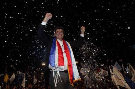 O Paraguai elege o próximo presidente neste domingo. Não há segundo turno e o vencedor é declarado por maioria simples <p>O Paraguai elege o próximo presidente neste domingo. Não há segundo turno e o vencedor é declarado por maioria simples </p>