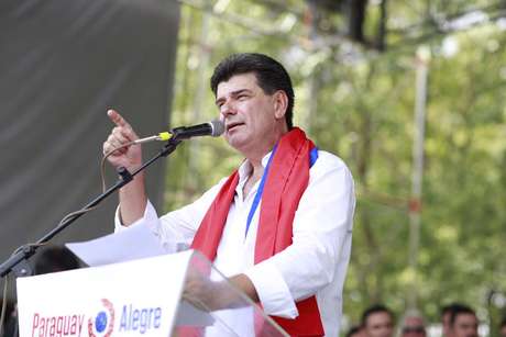 Efrain Alegre, candidato do Partido Liberal, já aparece como líder em algumas pesquisas <p>Efrain Alegre, candidato do Partido Liberal, já aparece como líder em algumas pesquisas</p>