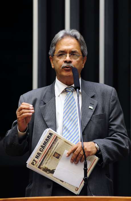 Gustavo Lima / Agência Câmara Nilmário Miranda (PT-MG)
