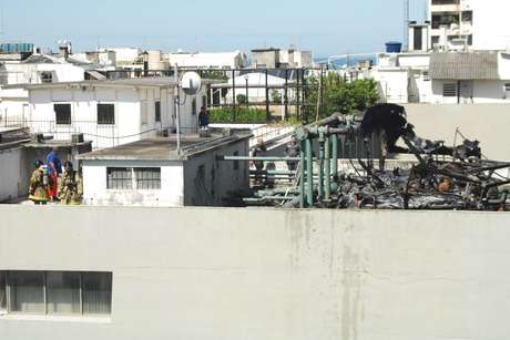 Incêndio atinge terraço de prédio na avenida Nossa Senhora de Copacabana, em Copacabana, no Rio de Janeiro (RJ), na manhã desta segunda-feira Incêndio atinge terraço de prédio na avenida Nossa Senhora de Copacabana, em Copacabana, no Rio de Janeiro (RJ), na manhã desta segunda-feira