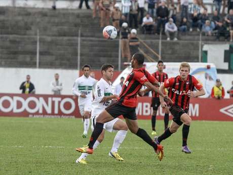 Atlético-PR venceu Coritiba no último fim de semana, na Vila Olímpica <p>Atlético-PR venceu Coritiba no último fim de semana, na Vila Olímpica</p>
