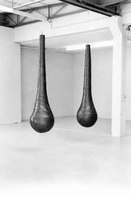 A Tua Voz, uma das obras de Chafes na exposição A Tua Voz, uma das obras de Chafes na exposição