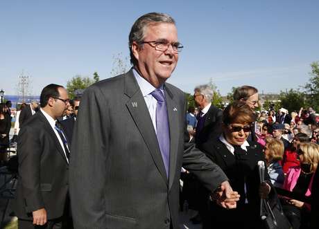 Jeb Bush durante a inauguração da biblioteca de seu irmão, em Dallas Jeb Bush durante a inauguração da biblioteca de seu irmão, em Dallas