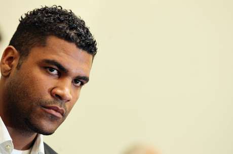 Breno tem oferta do atual campeão europeu para ser assistente técnico da equipe juvenil do Bayern de Munique <p>Breno tem oferta do atual campeão europeu para ser assistente técnico da equipe juvenil do Bayern de Munique</p>