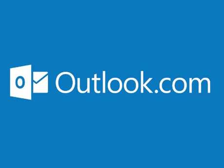 Outlook foi lançado em julho de 2012 Outlook foi lançado em julho de 2012