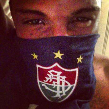Rhayner também fez pose ao estilo "talibã" após febre na internet <p>Rhayner também fez pose ao estilo "talibã" após febre na internet</p>