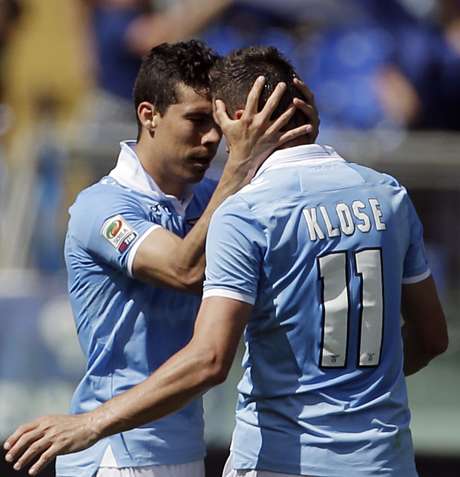 Hernanes desperta interesse de grandes times europeus <p>Hernanes desperta interesse de grandes times europeus</p>