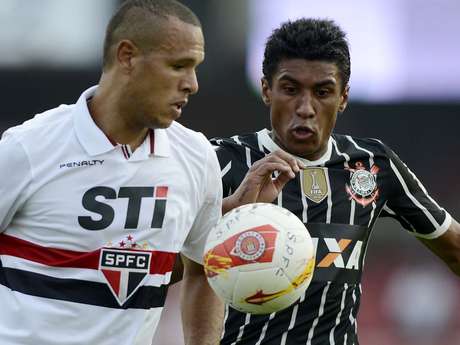 Comandado por Dunga na Seleção Brasileira em 2010, atacante do São Paulo chegaria para ocupar vaga aberta por eventual negociação de Leandro Damião com futebol europeu <p>Comandado por Dunga na Seleção Brasileira em 2010, atacante do São Paulo chegaria para ocupar vaga aberta por eventual negociação de Leandro Damião com futebol europeu</p>