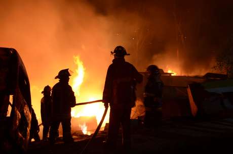 EFE en español <p>Una pipa de gas explotó en la carretera México-Pachuca, a la altura del Pueblo San Pedro Xalostoc, municipio de Ecatepec, Estado de México.</p>