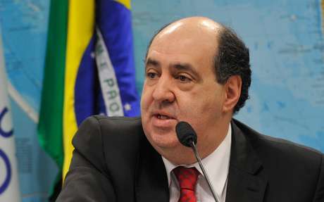 "Houve melhorias no atendimento nesses dois anos, mas não foram suficientes. Por isso vamos colocar mais compromissos", afirmou João Rezende <p>"Houve melhorias no atendimento nesses dois anos, mas não foram suficientes. Por isso vamos colocar mais compromissos", afirmou João Rezende </p>