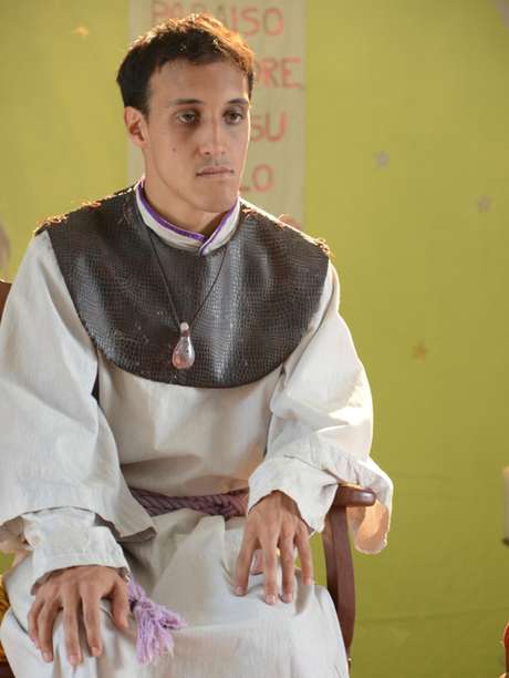 i.Sat <p>La serie 'Niño Santo' está basada en la leyenda de El Niño Fidencio, figura venerada como santo en el sur de México.</p>