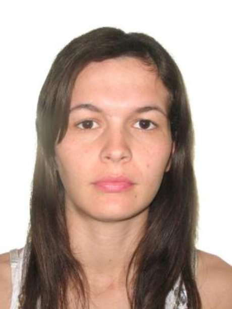 Ana Paula morreu prensada no elevador de carga Ana Paula morreu prensada no elevador de carga