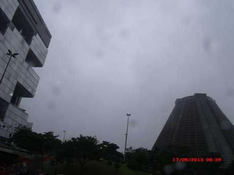 Rio de Janeiro amanheceu com chuva nesta sexta-feira Rio de Janeiro amanheceu com chuva nesta sexta-feira
