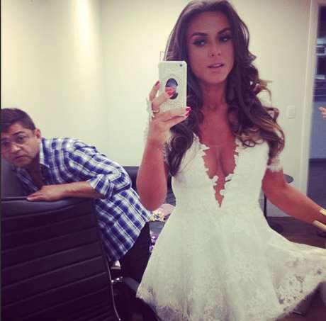 Nicole Bahls desejou um bom dia a seus seguidores Nicole Bahls desejou um bom dia a seus seguidores