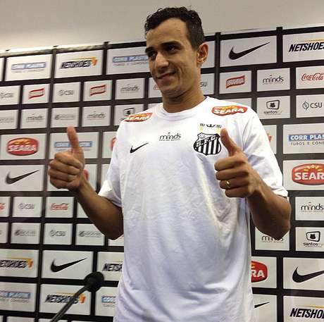 Uniforme do Santos segue sem patrocínio principal <p>Uniforme do Santos segue sem patrocínio principal</p>