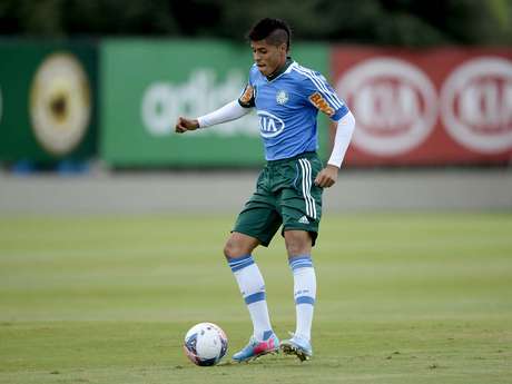 Com seis gols, Leandro é o artilheiro da temporada no Palmeiras <p>Com seis gols, Leandro é o artilheiro da temporada no Palmeiras</p>